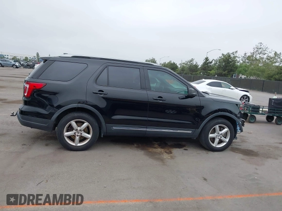 2018 Ford Explorer XLT with VIN 1FM5K7D87JGB56985, listed as a IAAI auction lot 42436824 with 46,010 mi miles and . Bid and sale history available at DreamBid. Image 14.
