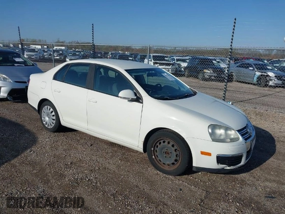 2008 Volkswagen Jetta Sedan S with VIN 3VWJM71K38M186883, listed as a IAAI auction lot 41955788 with 130,116 mi miles. Bid and sale history available at carsss.com. Image 1.