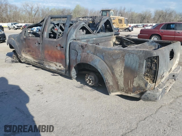 2008 Nissan Frontier SE z VIN 1N6AD07W08C451892, wystawiony jako Copart lot #50370945 z przebiegiem Nie podano mil oraz Nie do naprawy • Non repairable. Historia ofert i sprzedaży dostępna na DreamBid. Obrazek 2.