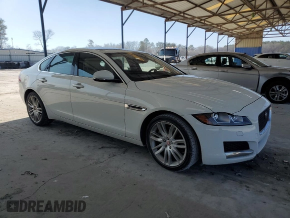 2016 Jaguar XF 35t Prestige with VIN SAJBE4BV9GCY02678, listed as a Copart auction lot 46582545 with 49,529 mi miles and Salvage Title. Bid and sale history available at carsss.com. Image 4.