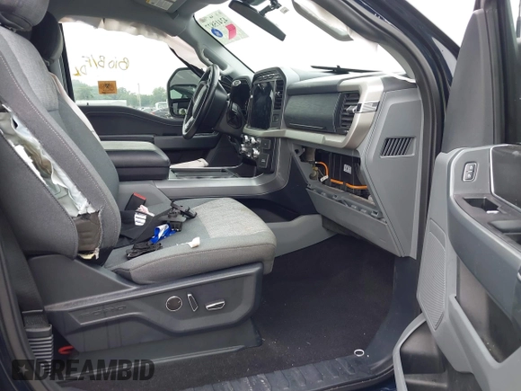 2021 Ford F-150 XL with VIN 1FTEW1EP7MKE40582, listed as a IAAI auction lot 42415827 with 66,579 mi miles and . Bid and sale history available at DreamBid. Image 5.