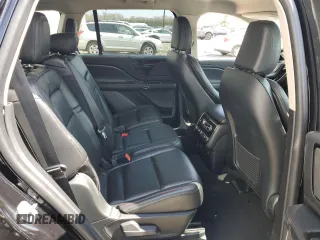 2023 Lincoln Aviator Livery z VIN 5LM5J0XCXPGL05549, wystawiony jako Copart lot #55621675 z przebiegiem 115 186 mil mil oraz Szkoda całkowita • Salvage title. Historia ofert i sprzedaży dostępna na DreamBid. Obrazek 11.