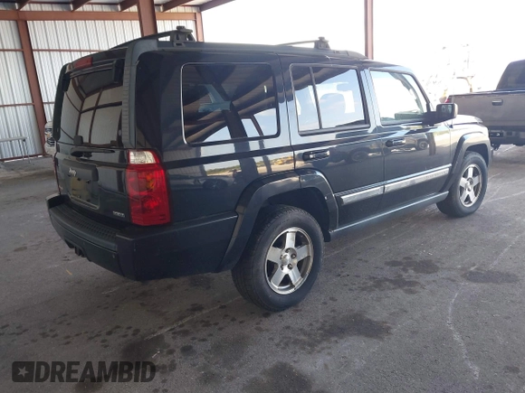 2010 Jeep Commander Sport z VIN 1J4RG4GT0AC118912, wystawiony jako IAAI lot #41605202 z przebiegiem 181 360 mil mil oraz . Historia ofert i sprzedaży dostępna na DreamBid. Obrazek 4.