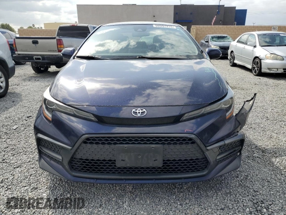 2020 Toyota Corolla SE with VIN JTDS4RCE3LJ006298, listed as a Copart auction lot 50997415 with 74,952 mi miles and Salvage Title. Bid and sale history available at carsss.com. Image 5.