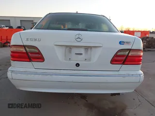 2001 Mercedes-Benz E-Class with VIN WDBJF65J91B249540, listed as a IAAI auction lot 41130248 with 107,582 mi miles. Bid and sale history available at carsss.com. Image 16.