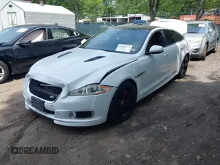 2014 Jaguar XJ with VIN SAJWA2EK8EMV67443, listed as a IAAI auction lot 42483075 with 88,357 mi miles and . Bid and sale history available at DreamBid. Image 17.