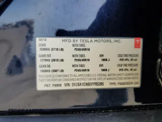 2013 Tesla Model S z VIN 5YJSA1CN8DFP05395, wystawiony jako Copart lot #51771645 z przebiegiem 111 851 mil mil oraz Szkoda całkowita • Salvage title. Historia ofert i sprzedaży dostępna na DreamBid. Obrazek 15.