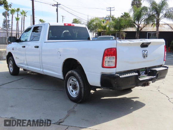 2022 Ram 2500 Tradesman with VIN 3C6UR4HL3NG158873, listed as a Copart auction lot 49887925 with 38,363 mi miles and Clean title. Bid and sale history available at DreamBid. Image 4.