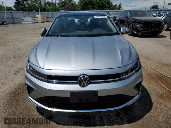 2025 Volkswagen Jetta SEL с VIN 3VWGX7BU8SM069177, выставлен на аукционе Copart как лот 62749625 с пробегом 5 587 миль миль и Списание • Salvage title. История ставок и продаж доступна на DreamBid. Изображение 5.
