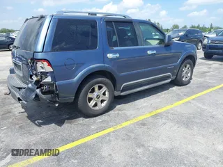 2003 Lincoln Aviator Luxury z VIN 5LMEU68H13ZJ46598, wystawiony jako IAAI lot #41985439 z przebiegiem 160 570 mil mil oraz . Historia ofert i sprzedaży dostępna na DreamBid. Obrazek 4.