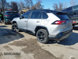 2021 Toyota RAV4 Hybrid XSE with VIN 4T3E6RFV7MU033736, listed as a IAAI auction lot 41640884 with 35,563 mi miles and . Bid and sale history available at DreamBid. Image 3.