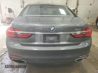 2017 BMW 7 Series 740i with VIN WBA7E2C54HG739147, listed as a Copart auction lot 67661374 with 0 mi miles and Clean Title. Bid and sale history available at carsss.com. Image 6.
