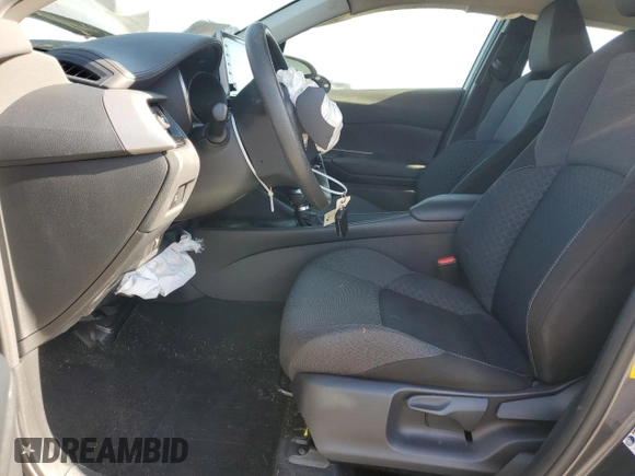 2020 Toyota C-HR LE with VIN JTNKHMBX4L1083431, listed as a Copart auction lot 49535465 with 17,802 mi miles and Salvage Title. Bid and sale history available at DreamBid. Image 7.