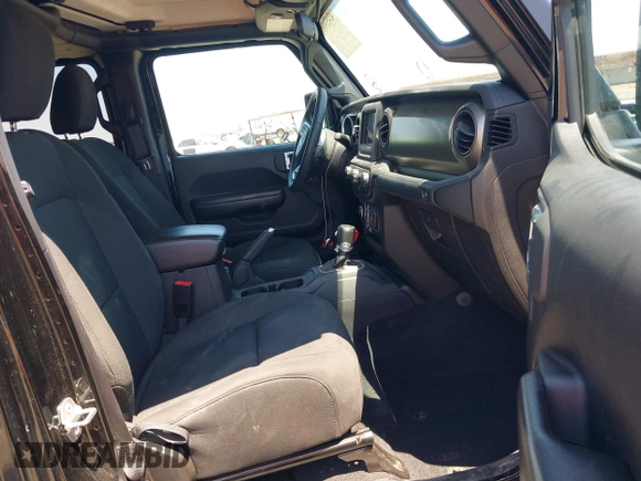 2020 Jeep Gladiator Sport S with VIN 1C6HJTAGXLL123540, listed as a IAAI auction lot 42453999 with 27,855 mi miles and . Bid and sale history available at DreamBid. Image 5.