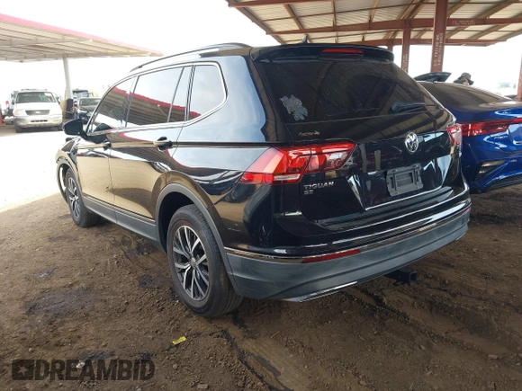 2018 Volkswagen Tiguan SEL z VIN 3VV3B7AX1JM036551, wystawiony jako IAAI lot #42170151 z przebiegiem 97 506 mil mil oraz . Historia ofert i sprzedaży dostępna na DreamBid. Obrazek 3.