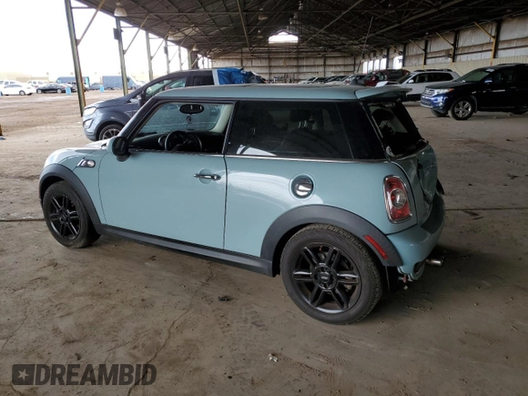 2012 MINI Hardtop S with VIN WMWSV3C5XCT387692, listed as a Copart auction lot 56420445 with 84,123 mi miles and Salvage title. Bid and sale history available at DreamBid. Image 2.