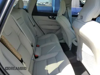 2021 Volvo XC60 Inscription Expression with VIN YV4BR0DK5M1841500, listed as a Copart auction lot 65078144 with 31,557 mi miles and Salvage title. Bid and sale history available at DreamBid. Image 11.