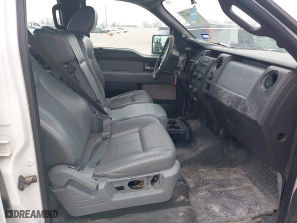 2013 Ford F-150 XL with VIN 1FTEW1CM9DFC58691, listed as a IAAI auction lot 41413917 with 134,597 mi miles. Bid and sale history available at carsss.com. Image 5.