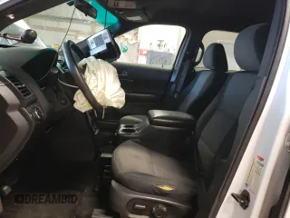 2015 Ford Utility Police Interceptor with VIN 1FM5K8AR3FGA78635, listed as a Copart auction lot 71081524 with 155,655 mi miles and Salvage Title. Bid and sale history available at carsss.com. Image 7.
