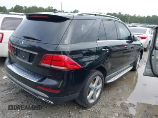 2018 Mercedes-Benz GLE 350 с VIN 4JGDA5JB6JB043075, выставлен на аукционе IAAI как лот 42348731 с пробегом 63 288 миль миль и . История ставок и продаж доступна на DreamBid. Изображение 4.