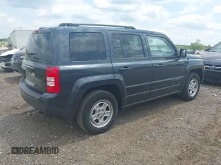 2015 Jeep Patriot Sport z VIN 1C4NJPBB2FD199094, wystawiony jako IAAI lot #42465784 z przebiegiem 92 744 mil mil oraz . Historia ofert i sprzedaży dostępna na DreamBid. Obrazek 4.