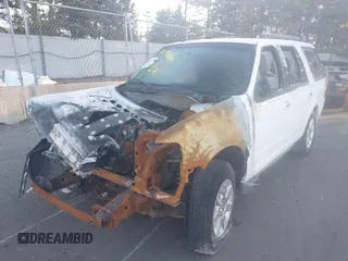 2010 Ford Expedition SSV с VIN 1FMJU1F59AEB51677, выставлен на аукционе IAAI как лот 40580840 с пробегом Не указан миль и . История ставок и продаж доступна на DreamBid. Изображение 2.