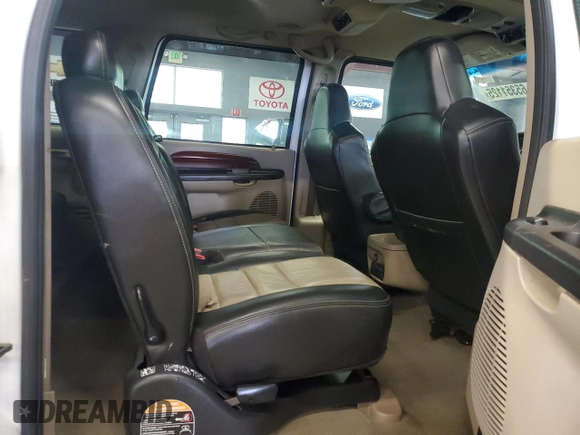 2005 Ford Excursion Eddie Bauer with VIN 1FMSU45P25EC42465, listed as a Copart auction lot 65351125 with 232,471 mi miles and Clean title. Bid and sale history available at DreamBid. Image 11.