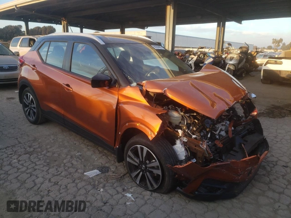 2019 Nissan Kicks SR with VIN 3N1CP5CU5KL532440, listed as a Copart auction lot 68080882 with 7,455 mi miles and . Bid and sale history available at DreamBid. Image 4.