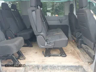 2018 Ford Transit Passenger XL z VIN 1FBAX2CM2JKA31397, wystawiony jako IAAI lot #42252424 z przebiegiem 72 434 mil mil oraz . Historia ofert i sprzedaży dostępna na DreamBid. Obrazek 8.