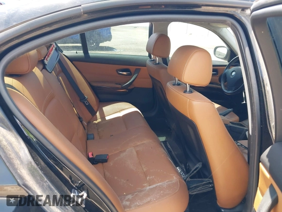 2011 BMW 3 Series 328i с VIN WBAPH7C52BE682728, выставлен на аукционе IAAI как лот 42365234 с пробегом Не указан миль и . История ставок и продаж доступна на DreamBid. Изображение 8.