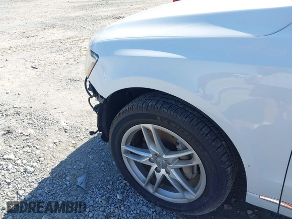 2015 Audi Q5 Prestige with VIN WA1VMAFP7FA101084, listed as a IAAI auction lot 42512810 with 140,000 mi miles and . Bid and sale history available at DreamBid. Image 6.