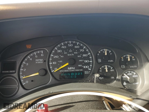 2000 GMC Yukon SLT with VIN 1GKEC13T3YJ141423, listed as a Copart auction lot 82344364 with 224,313 mi miles and Salvage Title. Bid and sale history available at carsss.com. Image 9.