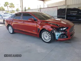 2014 Ford Fusion Titanium with VIN 3FA6P0SU3ER126548, listed as a IAAI auction lot 42634957 with 111,580 mi miles and . Bid and sale history available at DreamBid. Image 1.