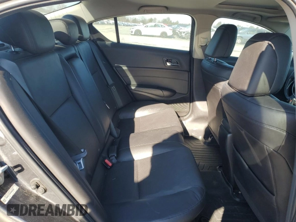 2013 Acura ILX Tech Pkg with VIN 19VDE1F70DE005282, listed as a Copart auction lot 46419665 with 132,378 mi miles and Clean Title. Bid and sale history available at carsss.com. Image 10.