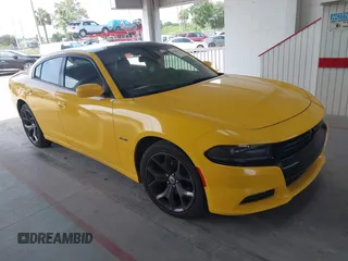 2018 Dodge Charger R/T z VIN 2C3CDXCT3JH152341, wystawiony jako IAAI lot #42422333 z przebiegiem 91 066 mil mil oraz . Historia ofert i sprzedaży dostępna na DreamBid. Obrazek 1.