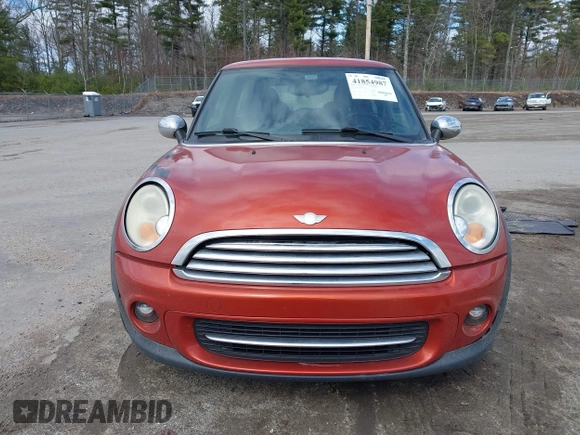 2011 MINI Hardtop with VIN WMWSU3C54BTX96143, listed as a IAAI auction lot 41854987 with 102,743 mi miles and . Bid and sale history available at DreamBid. Image 11.
