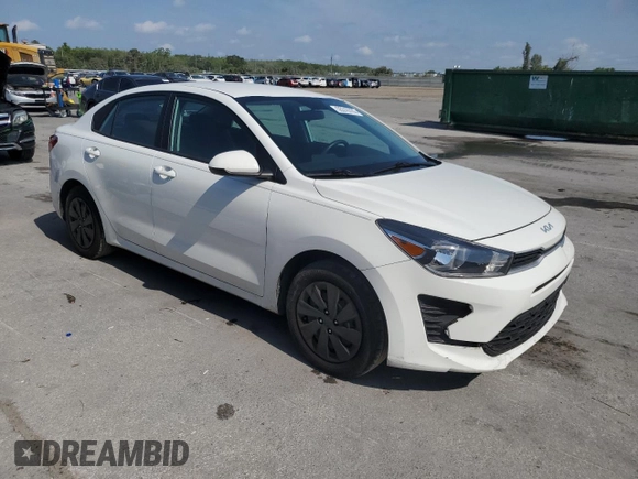 2023 Kia Rio S z VIN 3KPA24AD4PE561052, wystawiony jako Copart lot #55316785 z przebiegiem 94 184 mil mil oraz Nie do naprawy • Non repairable. Historia ofert i sprzedaży dostępna na DreamBid. Obrazek 4.