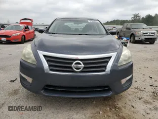 2014 Nissan Altima S with VIN 1N4AL3AP8EC428290, listed as a Copart auction lot 52006015 with 151,772 mi miles and Salvage Title. Bid and sale history available at DreamBid. Image 5.