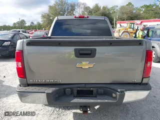 2007 Chevrolet Silverado 1500 LT w/1LT with VIN 3GCEC13J27G510315, listed as a IAAI auction lot 41509767 with 273,602 mi miles. Bid and sale history available at carsss.com. Image 17.