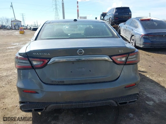 2019 Nissan Maxima S with VIN 1N4AA6AV0KC373884, listed as a IAAI auction lot 41585114 with 190,811 mi miles. Bid and sale history available at carsss.com. Image 16.