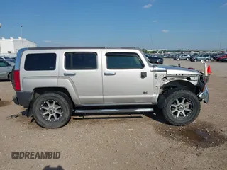 2006 Hummer H3 with VIN 5GTDN136068282801, listed as a IAAI auction lot 41843432 with 169,856 mi miles. Bid and sale history available at carsss.com. Image 14.