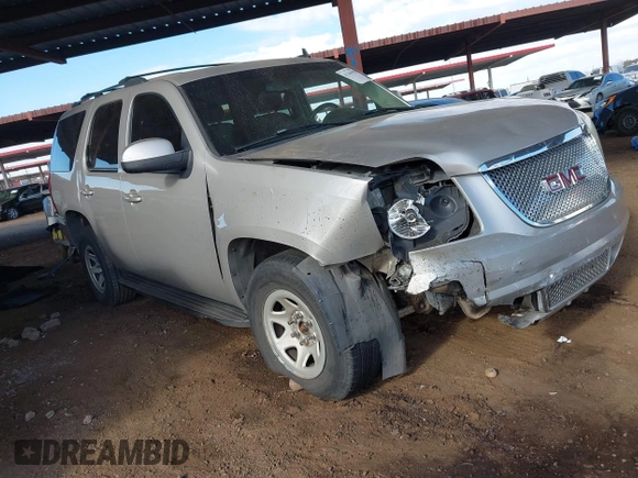 2007 GMC Yukon SLE with VIN 1GKFK13057J108533, listed as a IAAI auction lot 41364196 with 207,890 mi miles. Bid and sale history available at carsss.com. Image 1.