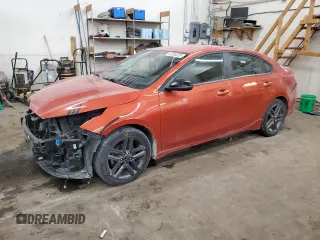 2021 Kia Forte GT-Line with VIN 3KPF34AD7ME401066, listed as a Copart auction lot 44396335 with 114,538 mi miles and Salvage Title. Bid and sale history available at carsss.com. Image 1.