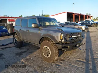 2024 Ford Bronco Badlands с VIN 1FMEE9BP8RLA41215, выставлен на аукционе IAAI как лот 42148654 с пробегом 3 573 миль миль и . История ставок и продаж доступна на DreamBid. Изображение 1.