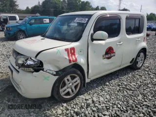 2011 Nissan Cube S z VIN JN8AZ2KR6BT204339, wystawiony jako Copart lot #57438575 z przebiegiem 116 160 mil mil oraz Szkody całkowita. Historia ofert i sprzedaży dostępna na DreamBid. Obrazek 1.