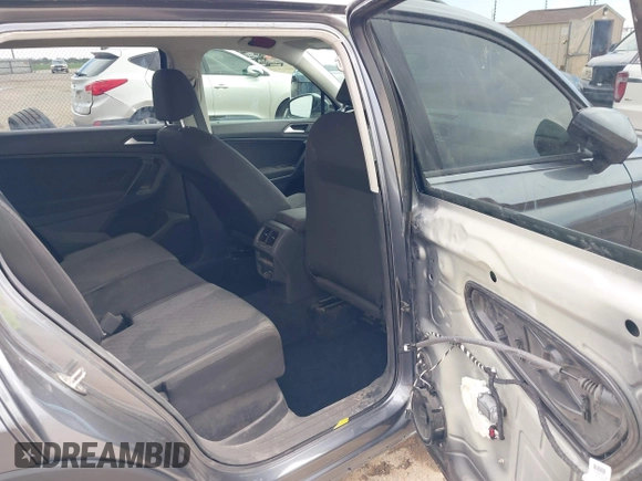 2021 Volkswagen Tiguan S with VIN 3VV0B7AX0MM017433, listed as a IAAI auction lot 42017125 with 54,624 mi miles and . Bid and sale history available at DreamBid. Image 8.