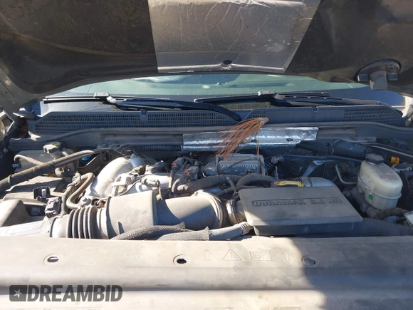 2017 GMC Sierra 2500HD SLT with VIN 1GT12TEY1HF165837, listed as a IAAI auction lot 41230286 with 167,824 mi miles. Bid and sale history available at carsss.com. Image 10.
