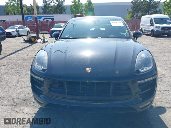 2018 Porsche Macan GTS z VIN WP1AG2A53JLB61723, wystawiony jako IAAI lot #42216769 z przebiegiem 90 234 mil mil oraz . Historia ofert i sprzedaży dostępna na DreamBid. Obrazek 12.