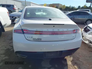 2014 Lincoln MKZ with VIN 3LN6L2GKXER817659, listed as a IAAI auction lot 40896691 with 84,164 mi miles and . Bid and sale history available at DreamBid. Image 16.