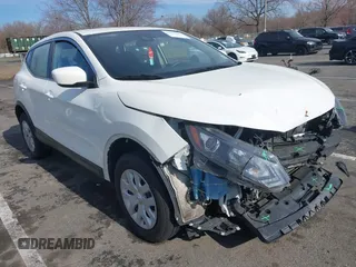 2020 Nissan Rogue Sport SV with VIN JN1BJ1CV6LW268669, listed as a IAAI auction lot 41866263 with 75,435 mi miles. Bid and sale history available at carsss.com. Image 1.